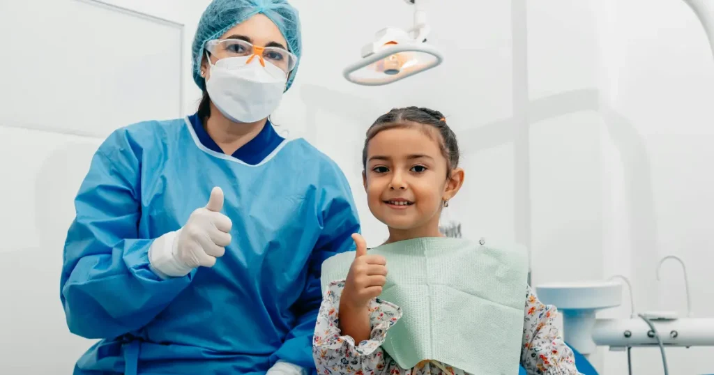 Kesehatan Anak: 5 Cara Mengatasi Rasa Takut Anak saat ke Dokter Gigi